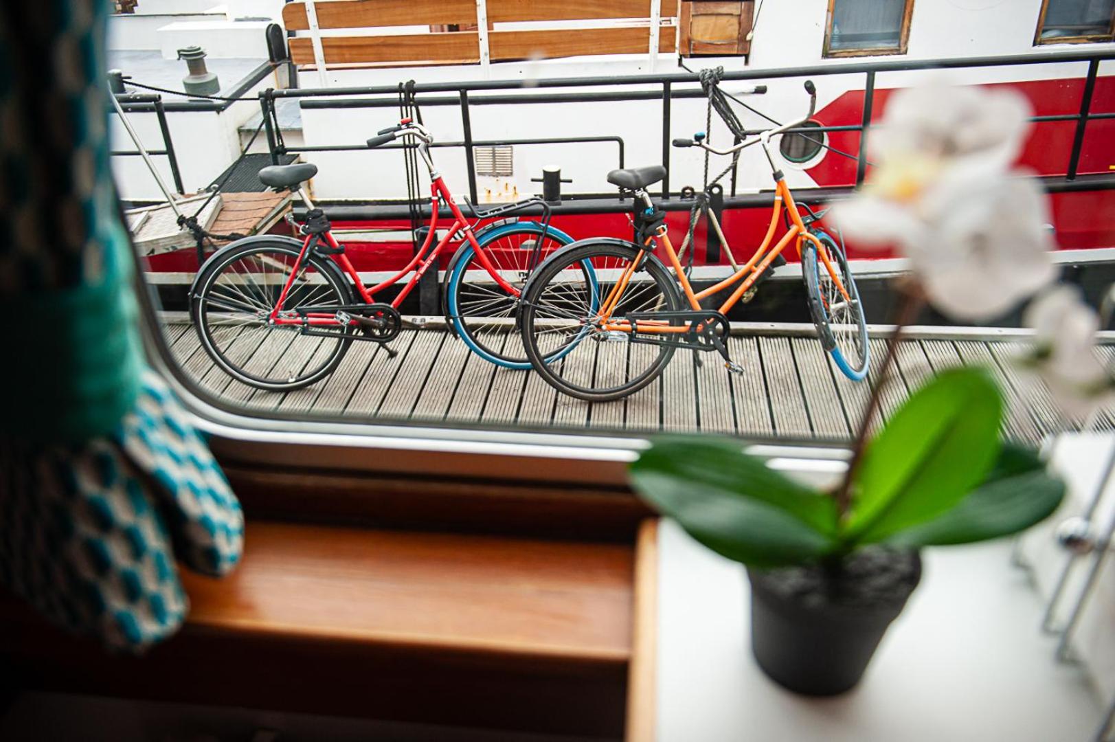 Amsterdam Hotelboat Экстерьер фото