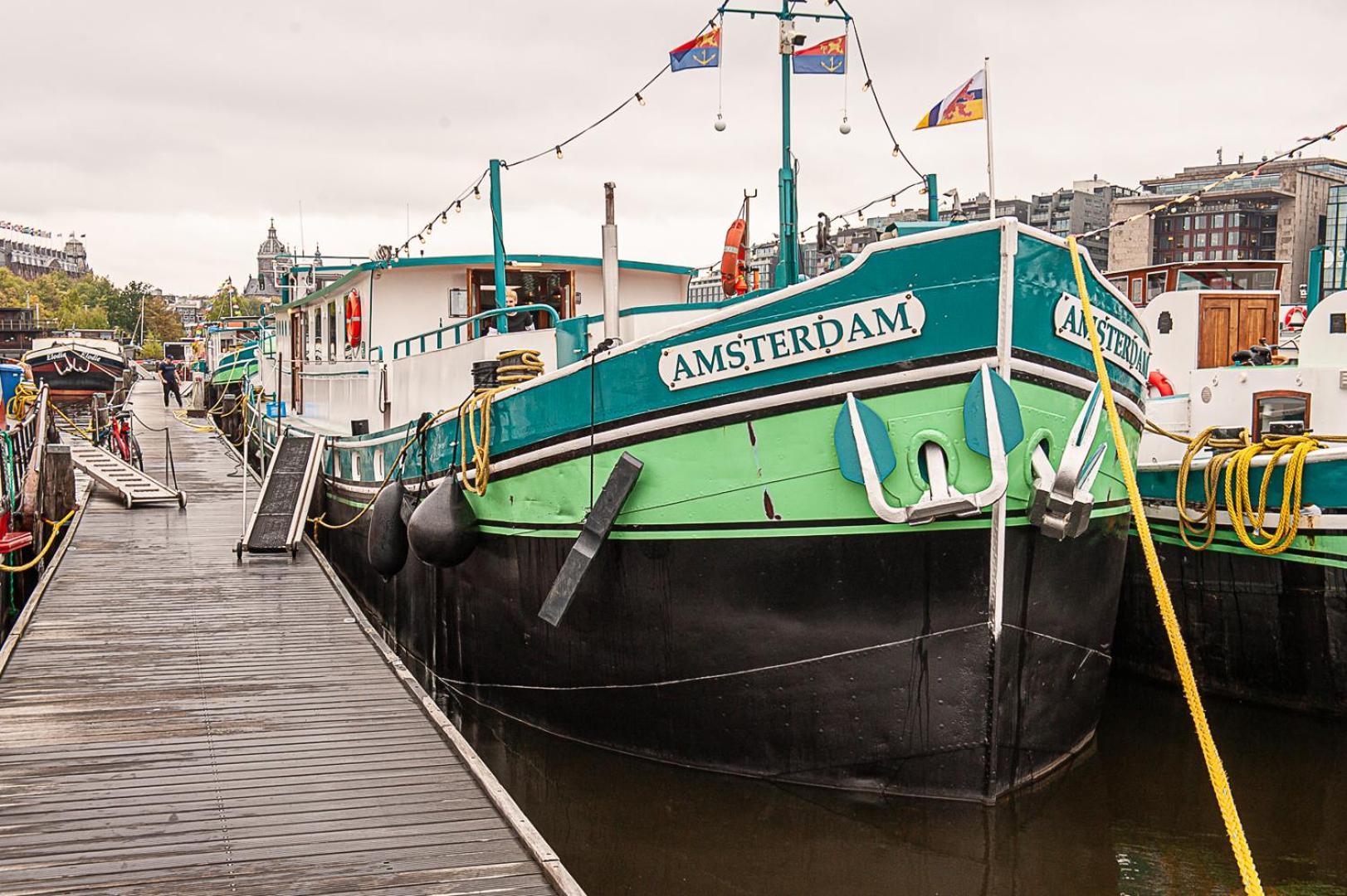 Amsterdam Hotelboat Экстерьер фото